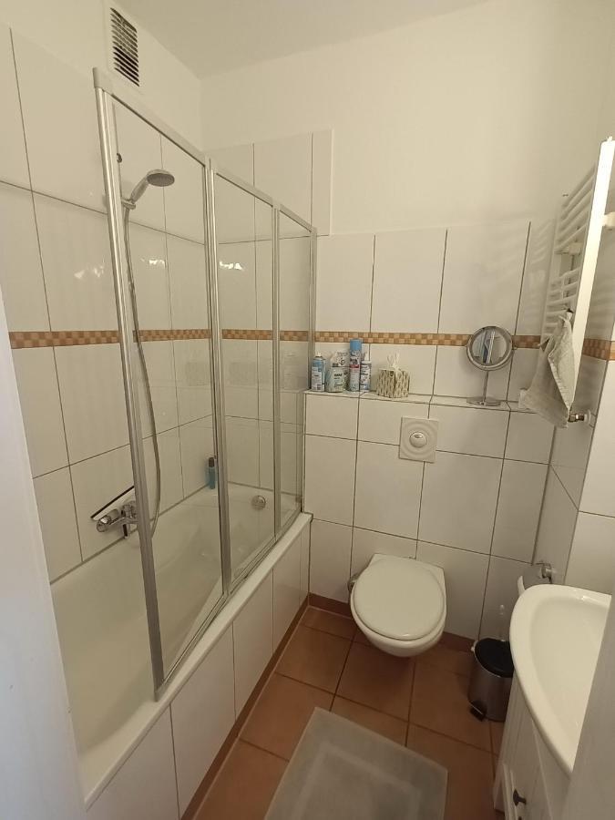 Apartment Quirin Neuss Exterior photo