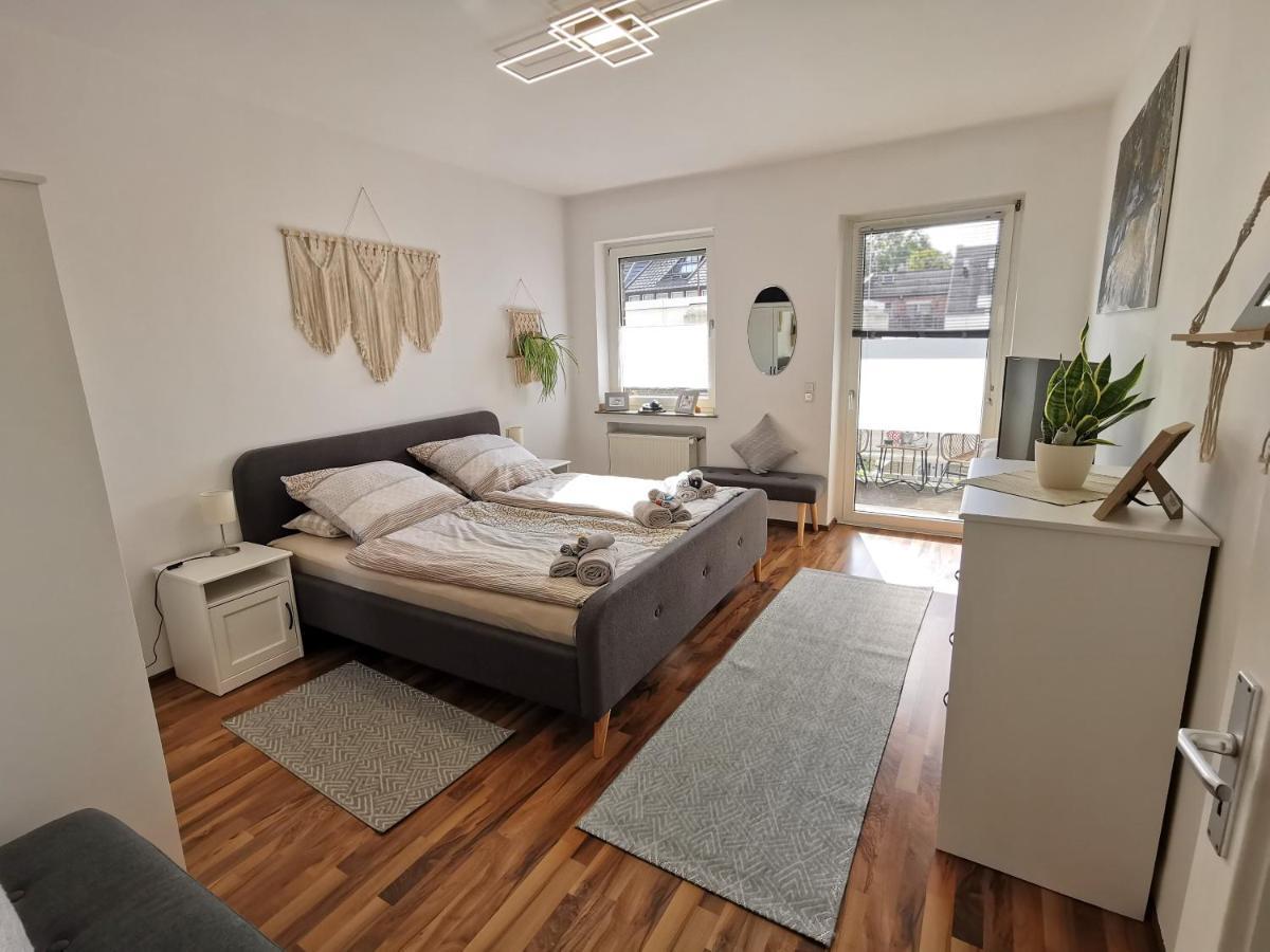Apartment Quirin Neuss Exterior photo